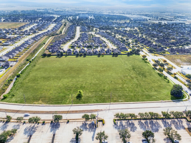 BF Terry Blvd & Town Center Blvd, Rosenberg, TX à vendre - Aérien – Image 1 sur 17