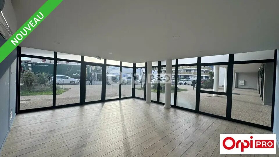 Local commercial dans Guilherand-Granges à louer Photo de l’immeuble– Image 1 sur 5