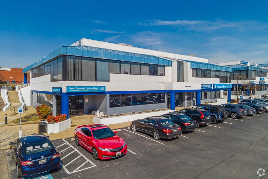 13900-13928 Baltimore Ave, Laurel, MD à louer - Photo principale – Image 1 sur 12