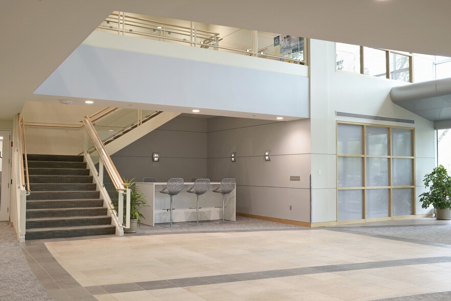 200 Donald J Lynch Blvd, Marlborough, MA à louer - Hall d’entrée – Image 2 sur 15