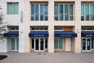 248 Biscayne Blvd, Miami, FL à louer Photo de l’immeuble– Image 1 sur 1