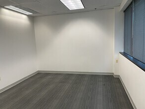 1433 Hooper Ave, Toms River, NJ à louer Photo intérieure– Image 2 sur 6