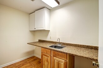 75 Manhattan Dr, Boulder, CO à louer Photo de l’immeuble– Image 2 sur 5