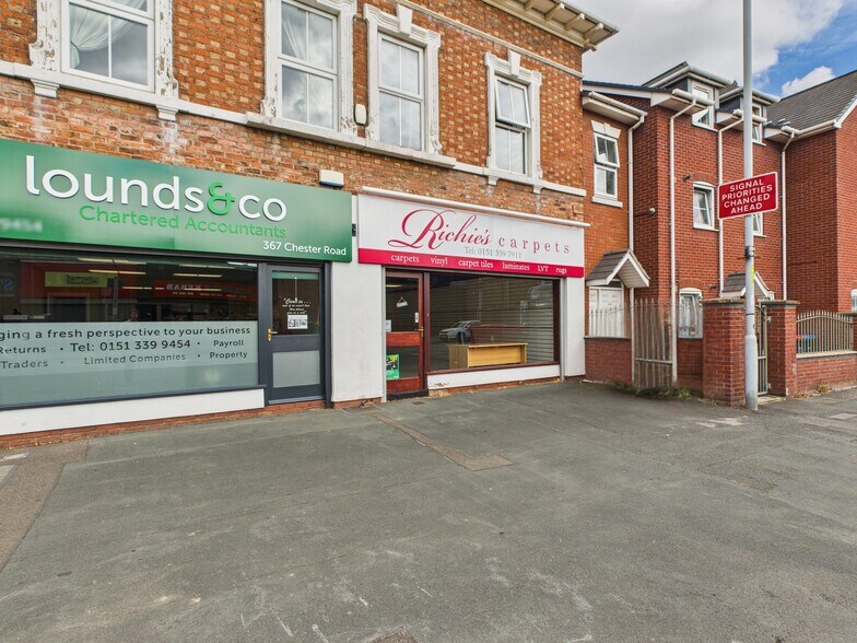 369 Chester Rd, Ellesmere Port à louer - Photo de l’immeuble – Image 1 sur 4