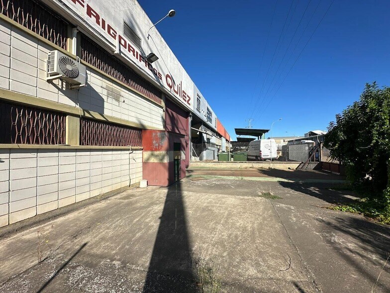 Industriel/Logistique dans Zaragoza, Zaragoza à vendre - Photo de l’immeuble – Image 2 sur 54