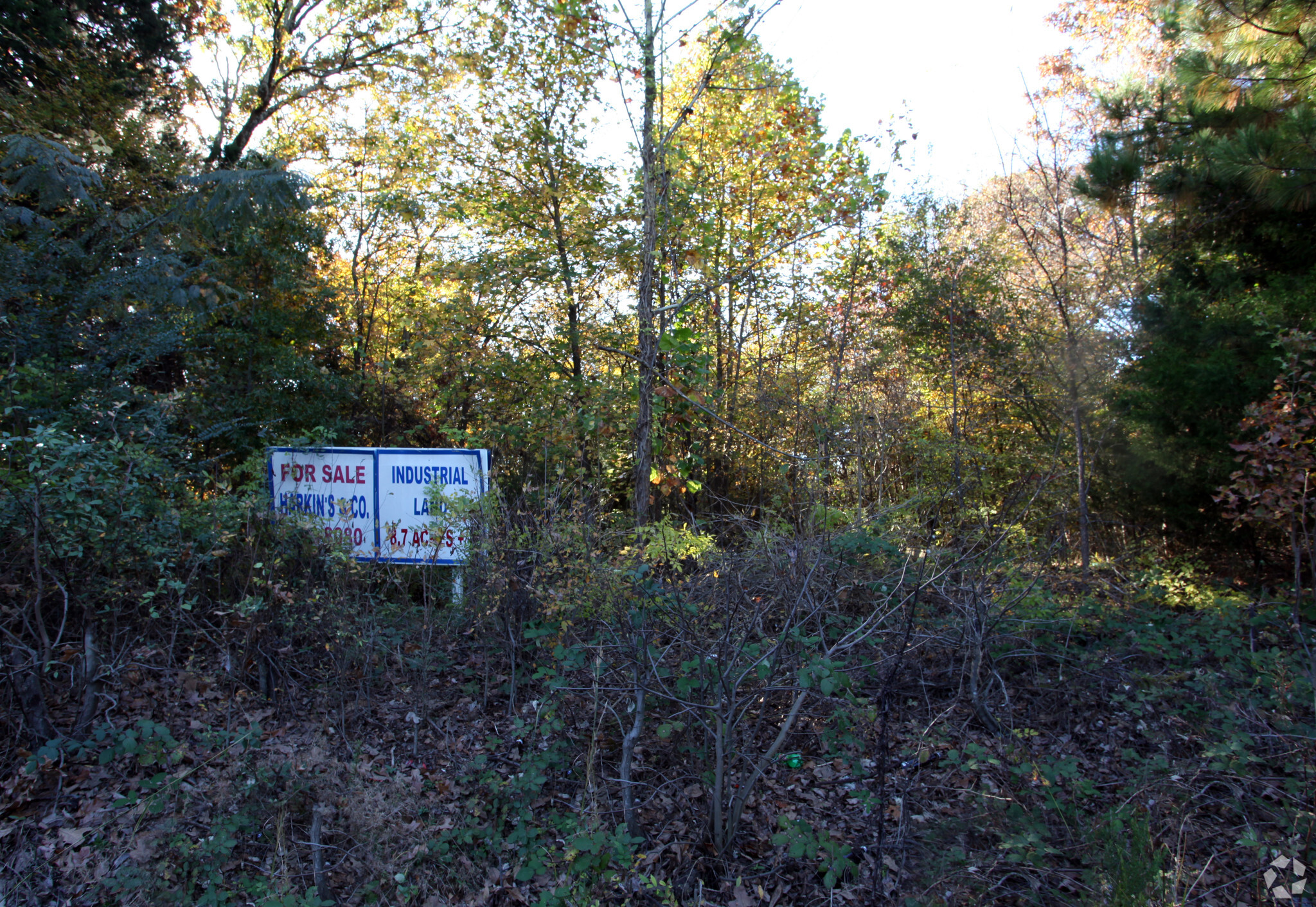 4439-A Clarke Rd, Memphis, TN à louer Photo principale– Image 1 sur 5