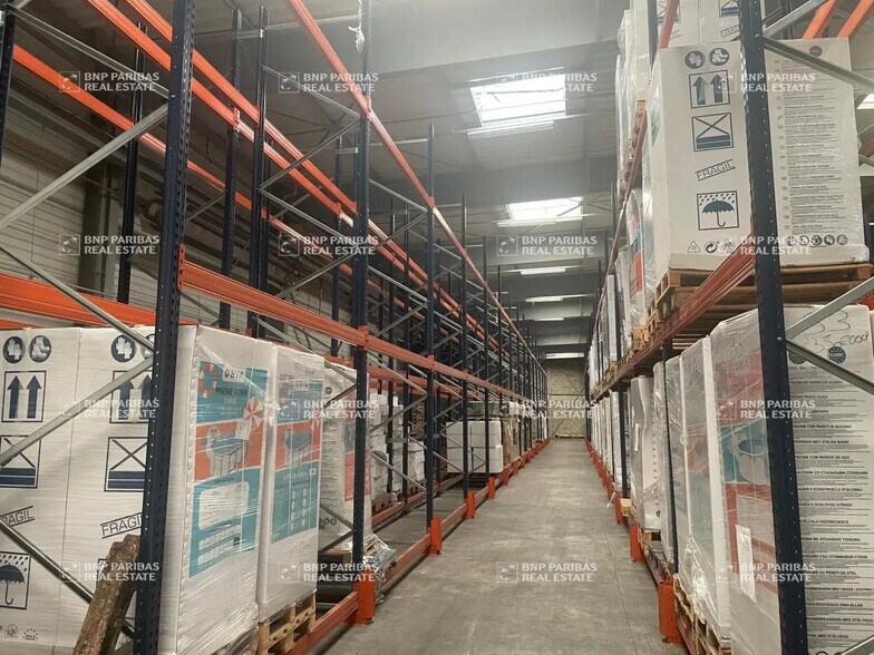 Local d’activités dans Olivet à louer - Photo intérieure – Image 2 sur 15