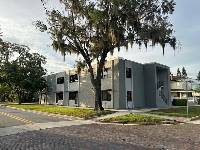 203 E 3rd St, Sanford, FL à louer - Photo de l’immeuble – Image 1 sur 11