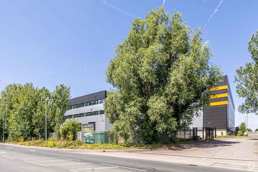 1 Church Manorway, Erith à louer - Photo de l’immeuble – Image 2 sur 27