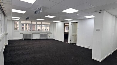 132-136 Union St, Torquay à louer Photo intérieure– Image 1 sur 2