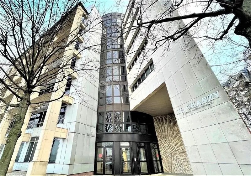 Bureau dans Charenton-le-Pont à louer - Photo de l’immeuble – Image 1 sur 6