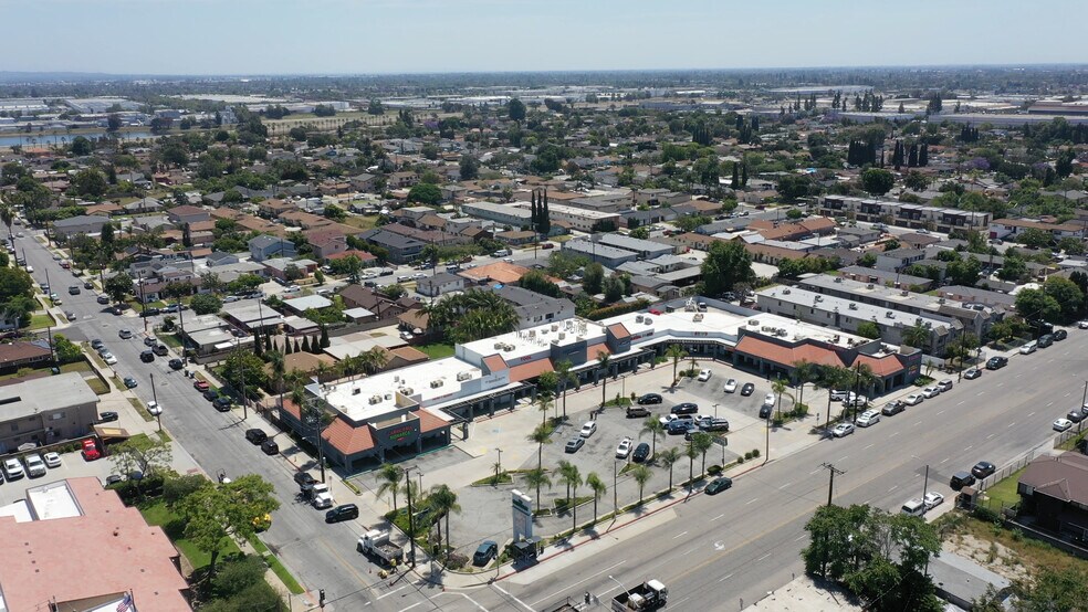 1200-1228 S Greenwood Ave, Montebello, CA à louer - Photo de l’immeuble – Image 2 sur 8