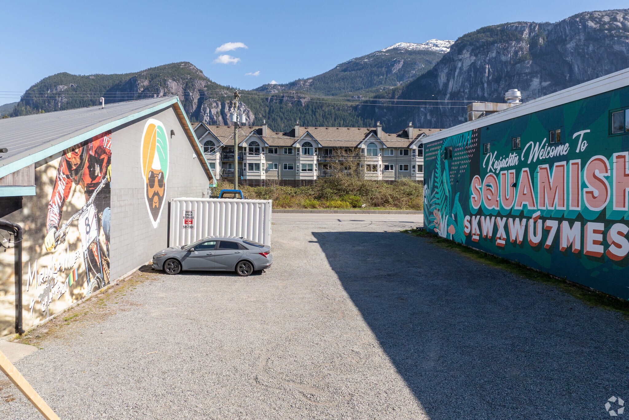 38188 Cleveland Ave, Squamish, BC à vendre Photo principale– Image 1 sur 4