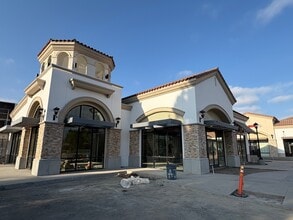 700-960 Arneill Rd, Camarillo, CA à louer Photo intérieure– Image 1 sur 3