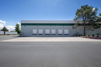 4910-4990 Longley Ln, Reno, NV à louer Photo de l’immeuble– Image 2 sur 8
