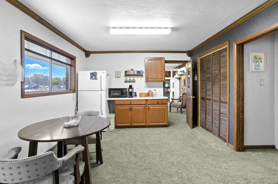 908 36th Ave, Greeley, CO à louer - Photo intérieure – Image 2 sur 3