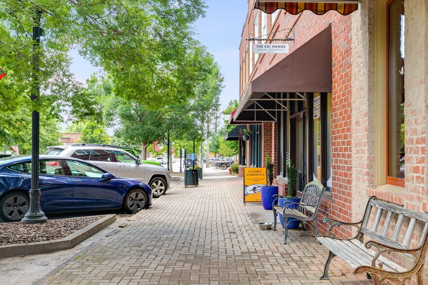207 W Jefferson St, Madison, GA à louer - Photo de l’immeuble – Image 2 sur 28