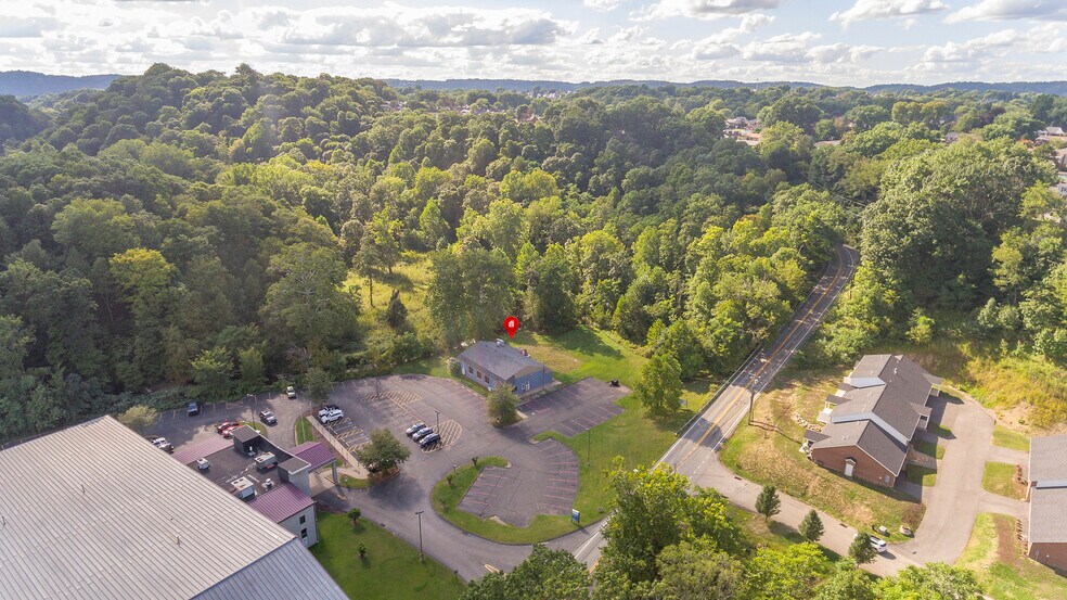 715 Craigdell Rd, New Kensington, PA à vendre - Aérien – Image 2 sur 44