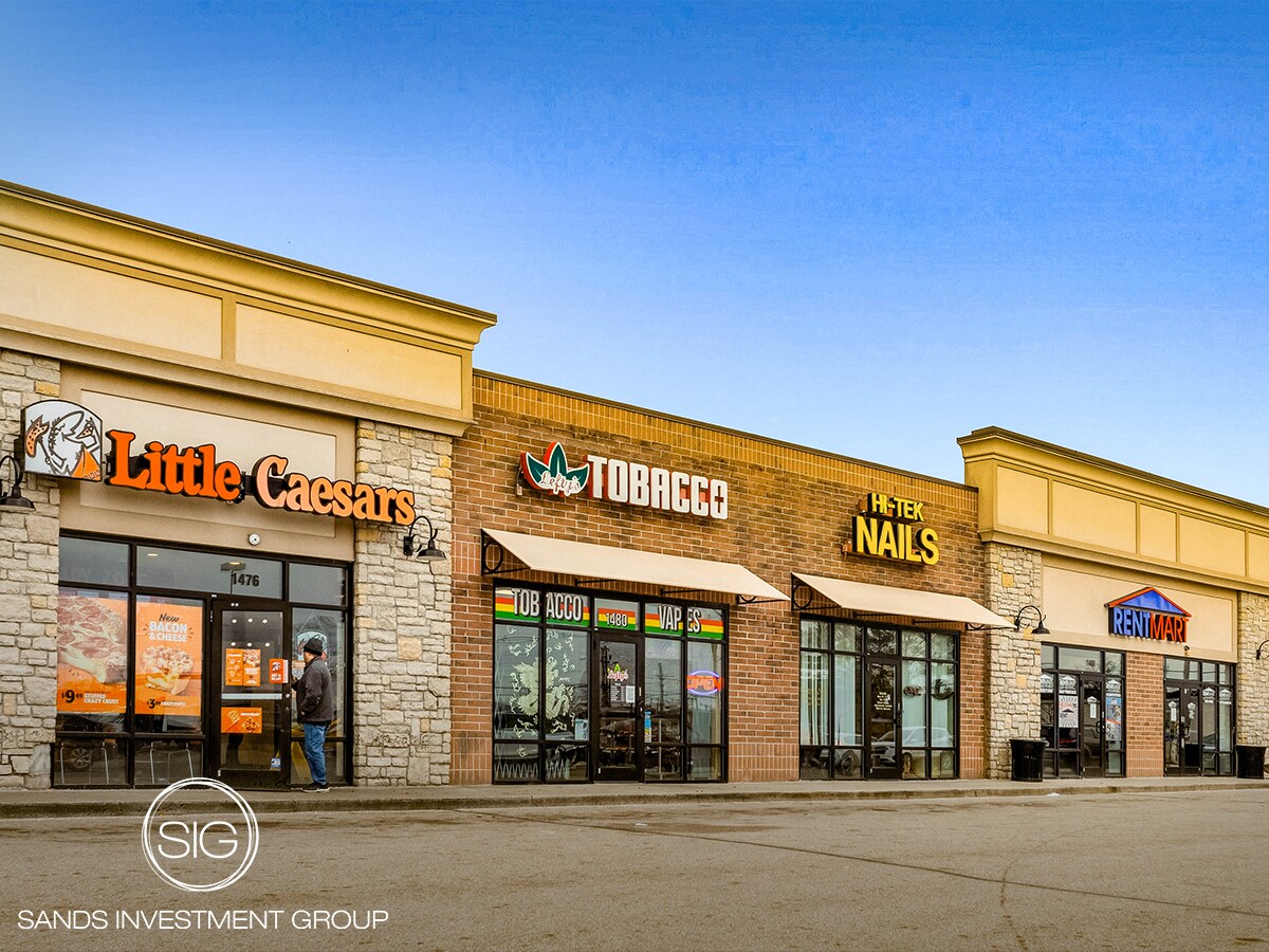 1476-1496 S Erie Hwy, Hamilton, OH à vendre Photo principale– Image 1 sur 6