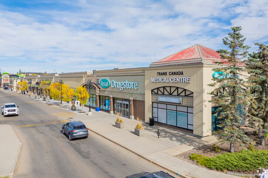 1440 52nd St NE, Calgary, AB à louer - Photo principale – Image 2 sur 8