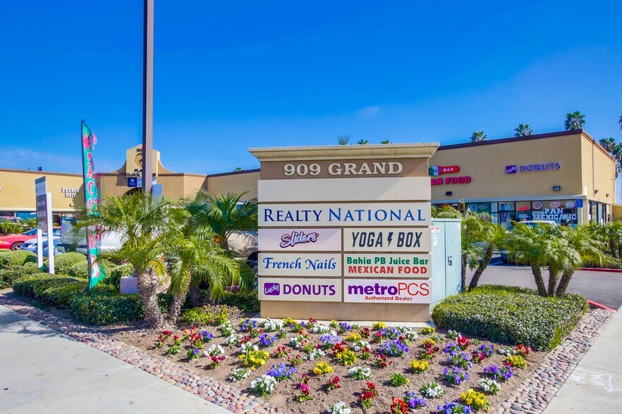 909 Grand Ave, San Diego, CA à louer - Photo de l’immeuble – Image 2 sur 12