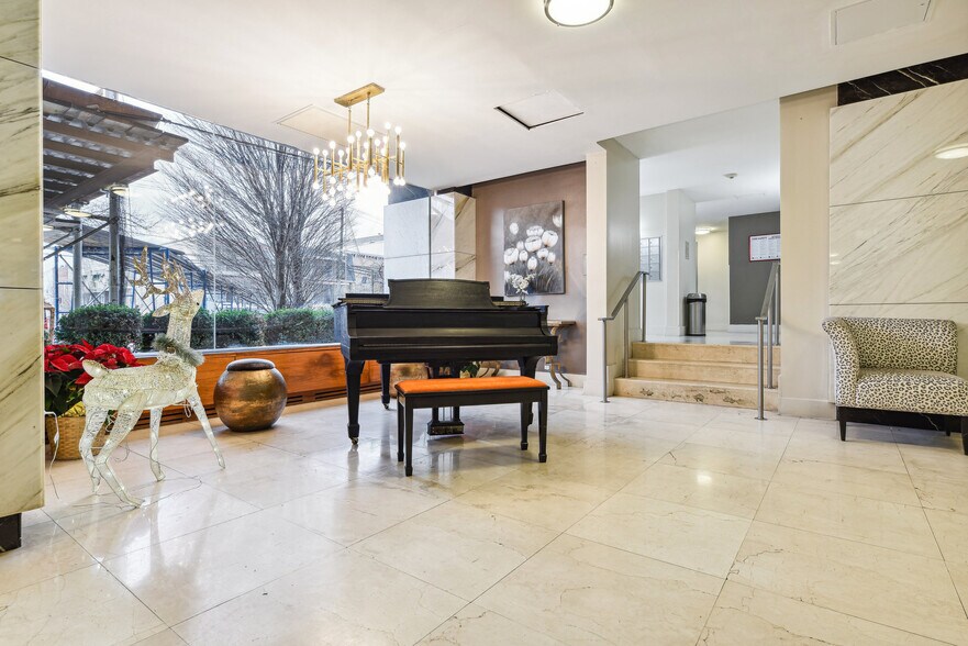 504 Central Ave, Union City, NJ à vendre - Photo intérieure – Image 3 sur 5