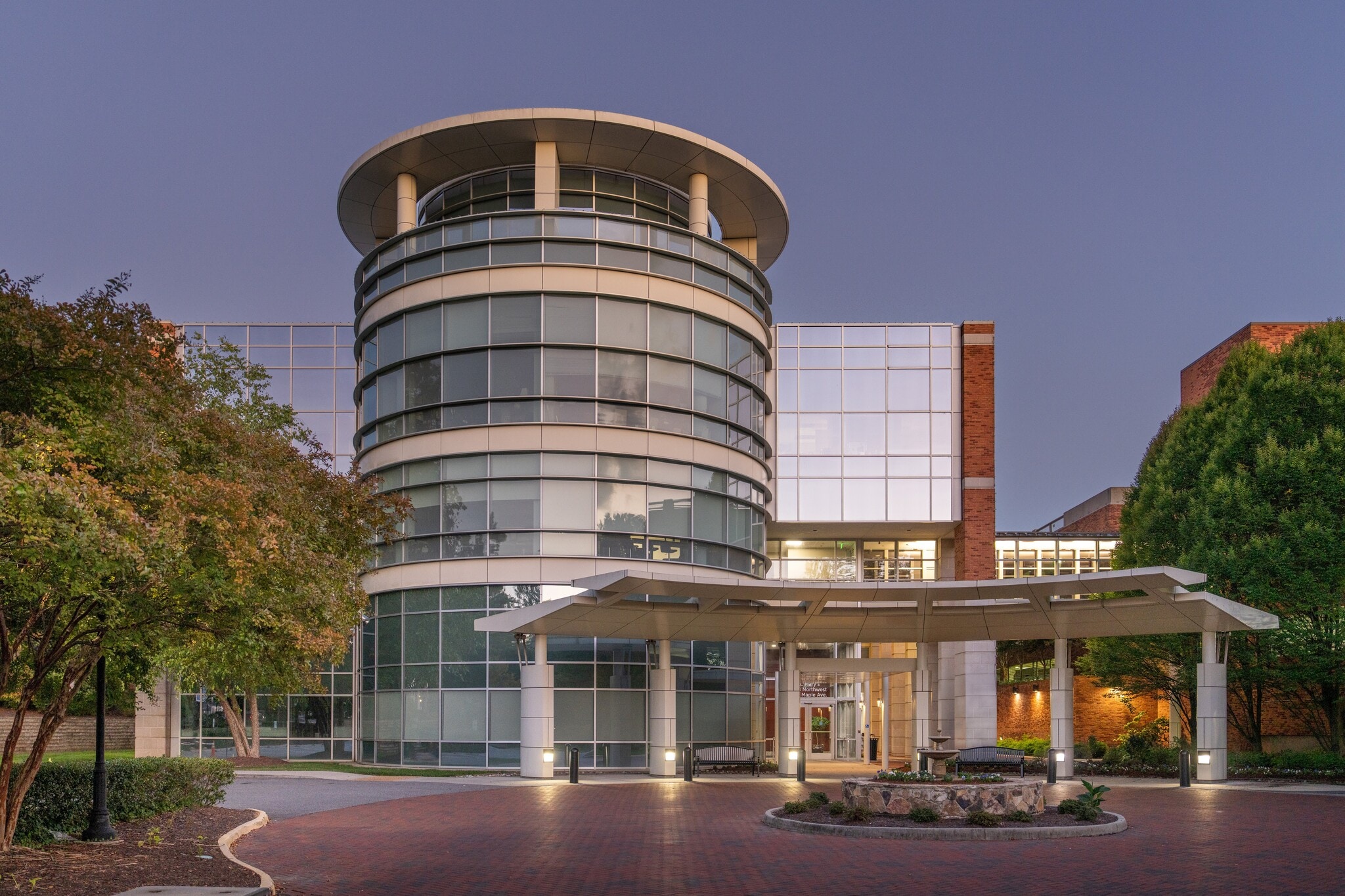 5875 Bremo Rd, Richmond, VA à louer Photo principale– Image 1 sur 5