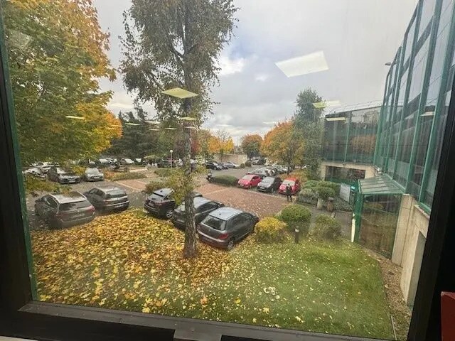 Bureau dans Rosny-sous-Bois à louer - Photo de l’immeuble – Image 2 sur 11