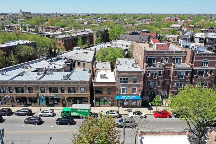 3812 N Clark St, Chicago, IL à vendre - Photo de l’immeuble – Image 3 sur 8