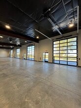 23907 Southwest Street, Suites 1-4, Waterloo, NE à louer Photo intérieure– Image 2 sur 7