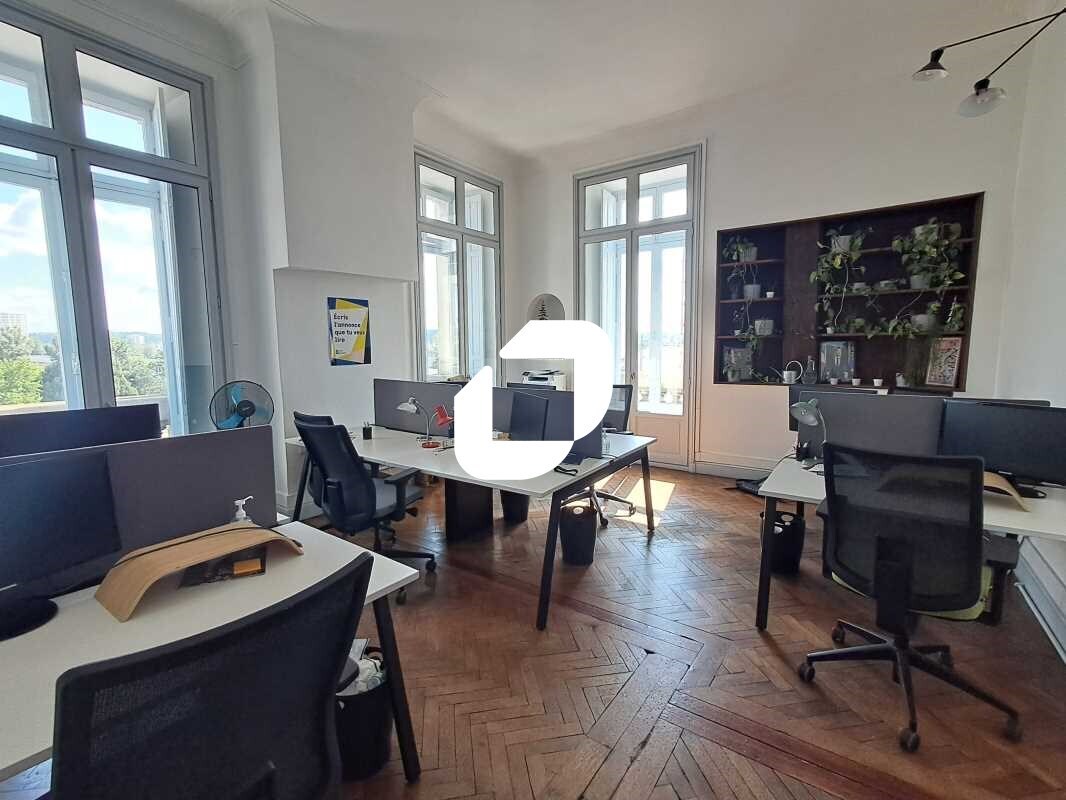 Bureau dans Bordeaux à louer Photo intérieure– Image 1 sur 8