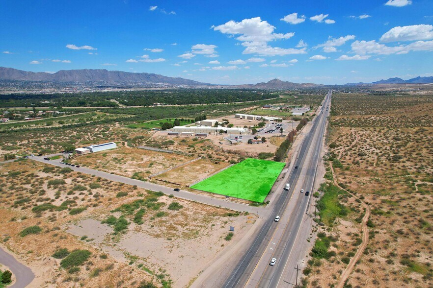 4800 McNutt Rd, Santa Teresa, NM à vendre - Photo de l’immeuble – Image 3 sur 3
