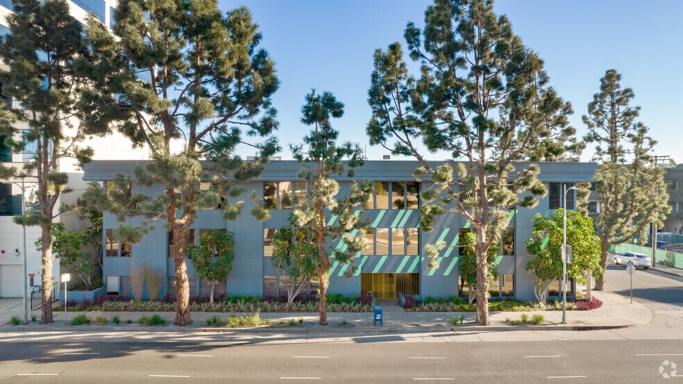 11340 W Olympic Blvd, Los Angeles, CA à louer - Photo de l’immeuble – Image 2 sur 19