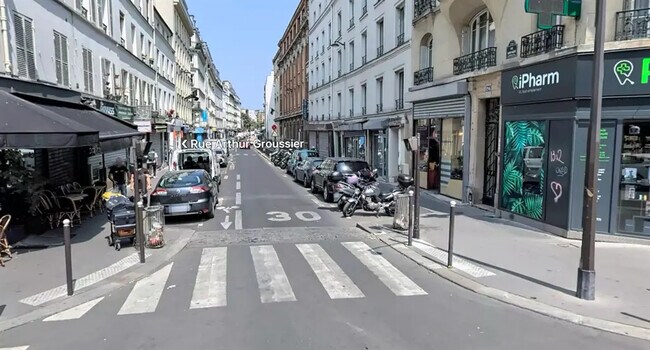 Plus de détails pour Local commercial à louer