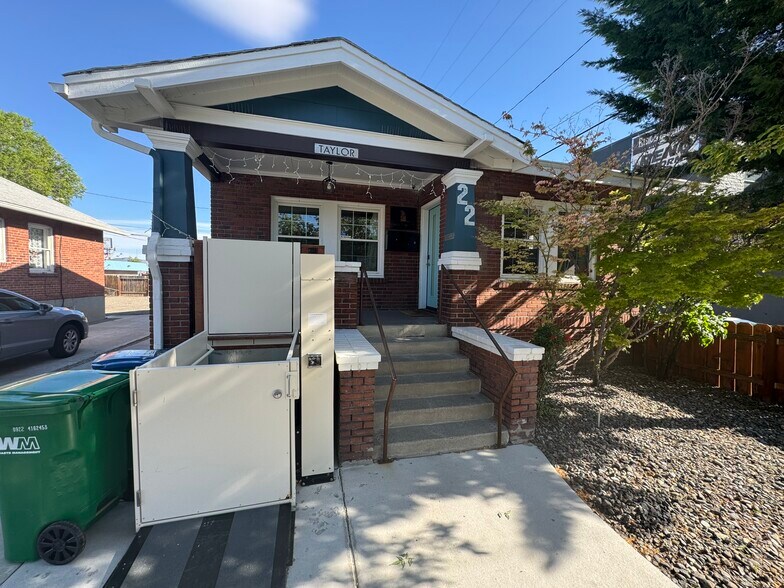 12 W Taylor St, Reno, NV à vendre - Photo de l’immeuble – Image 1 sur 18