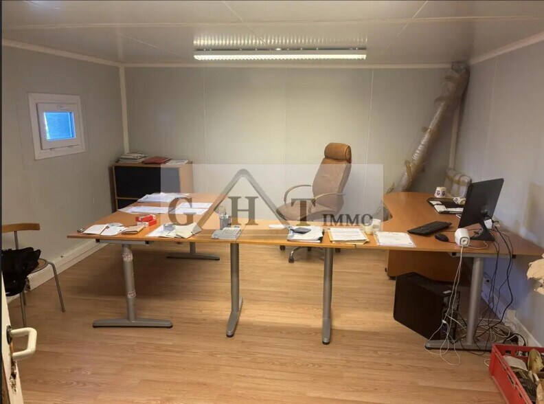 Industriel/Logistique dans Gennevilliers à vendre - Photo de l’immeuble – Image 2 sur 3