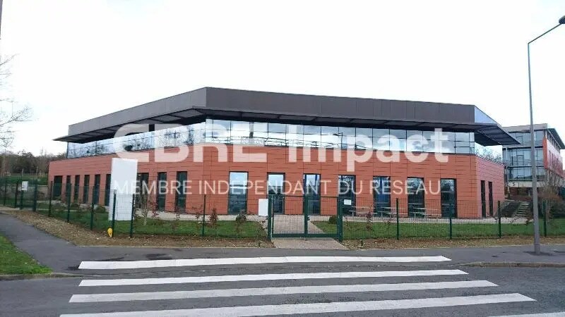Bureau dans Reims à louer - Photo de l’immeuble – Image 2 sur 8