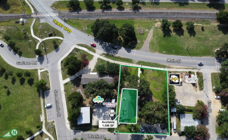 404 Main st, Buda, TX à louer - Photo de l’immeuble – Image 2 sur 6