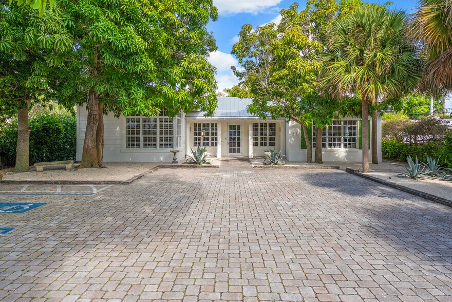 315 9th St, West Palm Beach, FL à vendre - Photo de l’immeuble – Image 2 sur 20