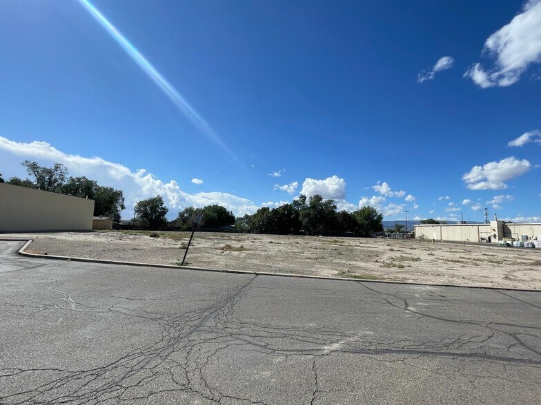3225 I-70 Business Loop, Clifton, CO à vendre - Photo de l’immeuble – Image 2 sur 5