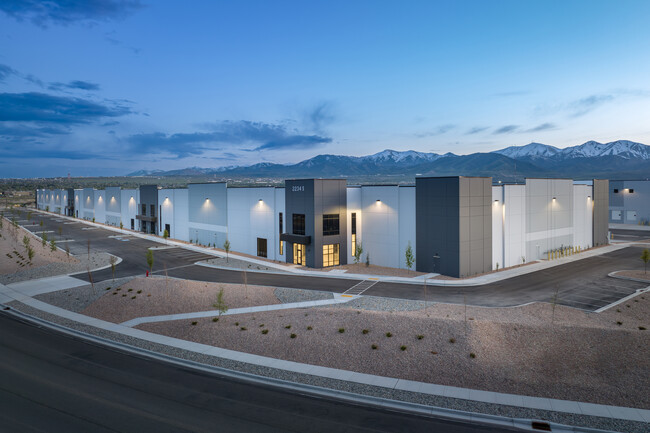 Plus de détails pour 6075 W SR-201 S, West Valley City, UT - Industriel/Logistique à louer