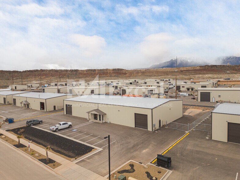 5620 W 860 S, Hurricane, UT à louer - Photo de l’immeuble – Image 2 sur 5