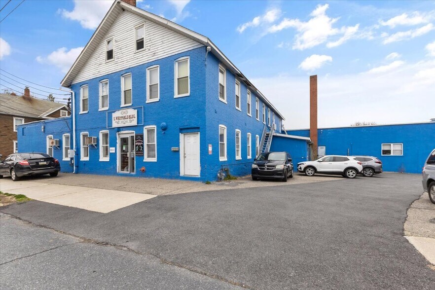 181 S Whitfield St, Nazareth, PA à vendre - Photo de l’immeuble – Image 1 sur 42