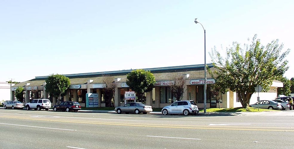 4272-4390 Katella Ave, Los Alamitos, CA à louer - Autre – Image 2 sur 21