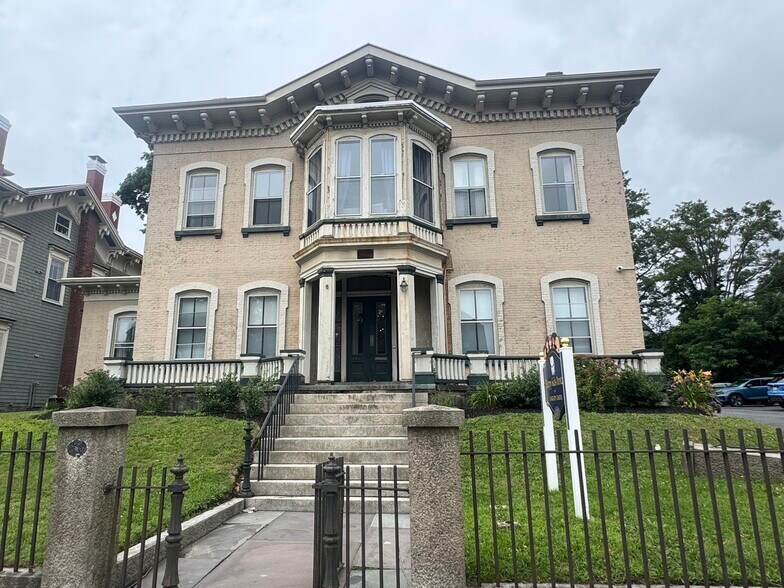 401 County St, New Bedford, MA à louer - Photo de l’immeuble – Image 3 sur 12