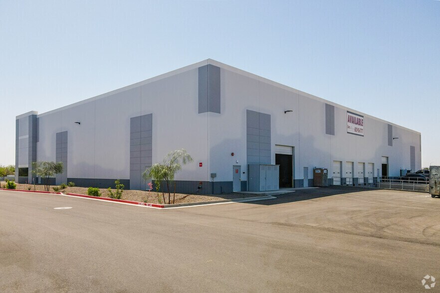 5004 S 71st St, Mesa, AZ à louer - Photo de l’immeuble – Image 3 sur 6