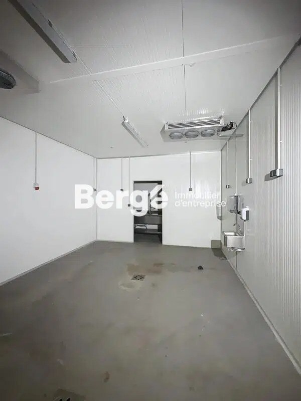 Industriel/Logistique dans Montauroux à louer Photo intérieure– Image 1 sur 12