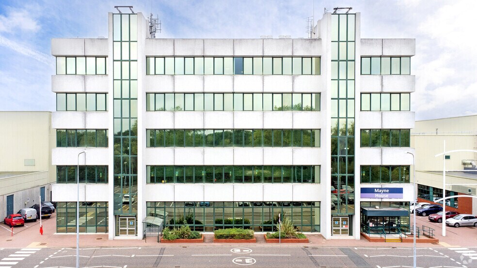 Fenton Way, Basildon à louer - Photo principale – Image 1 sur 9
