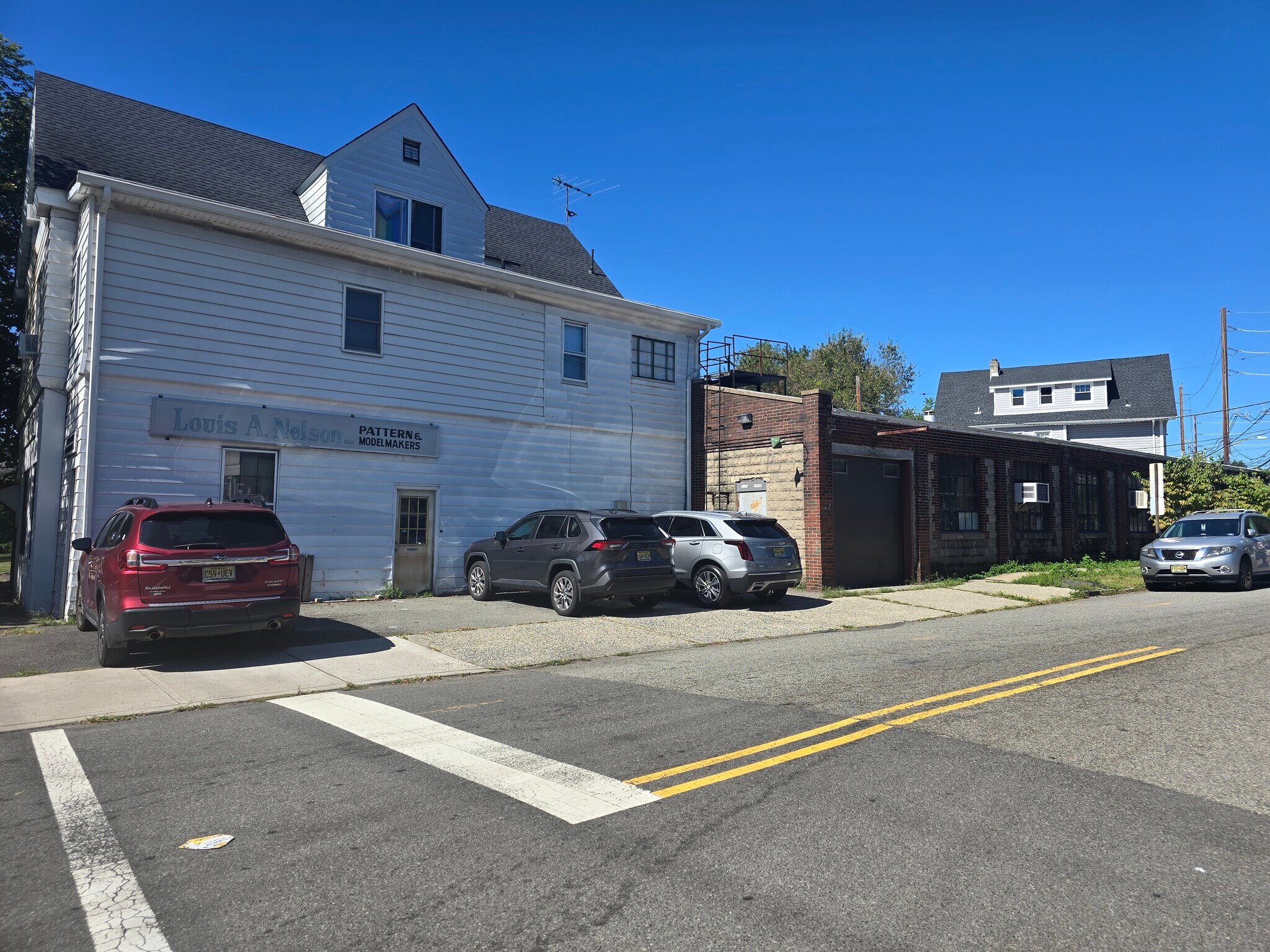 224 Glenwood Ave, Bloomfield, NJ à louer Photo de l’immeuble– Image 1 sur 7