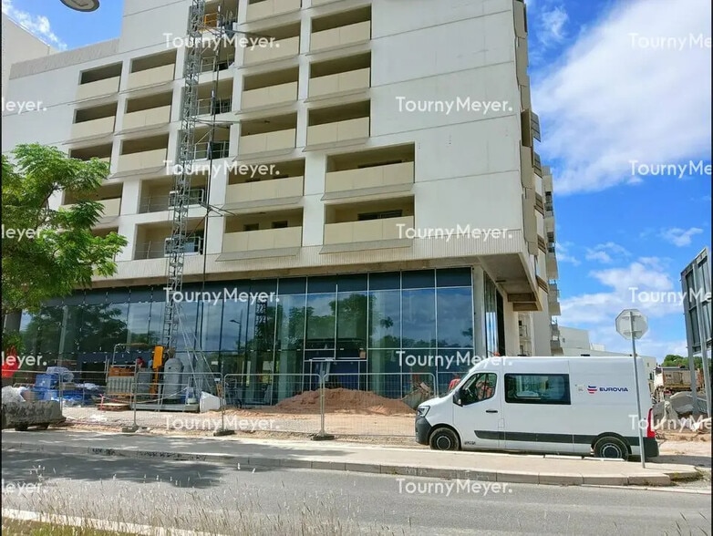 1206 Avenue Raymond Dugrand, Montpellier à louer - Photo de l’immeuble – Image 3 sur 5
